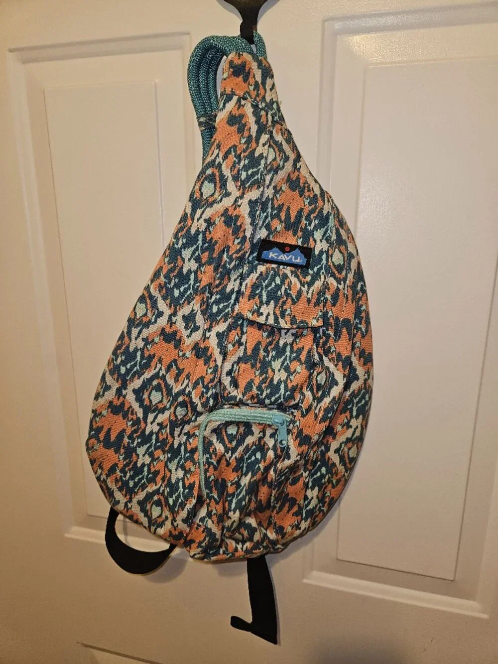KAVU Rope Sling Bag – Blue/Orange Aztec Print